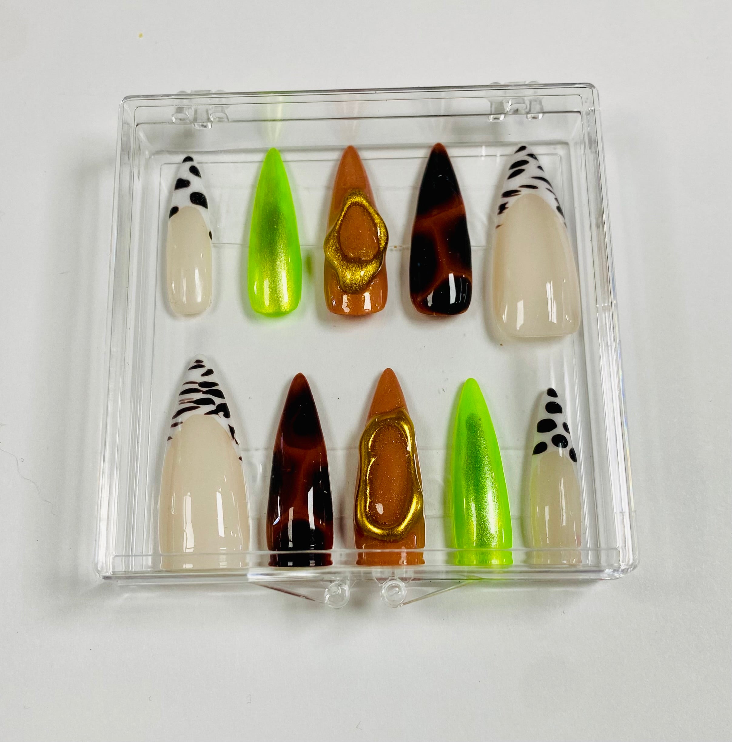 Wild Glow Spot  Stiletto Press-On Nails