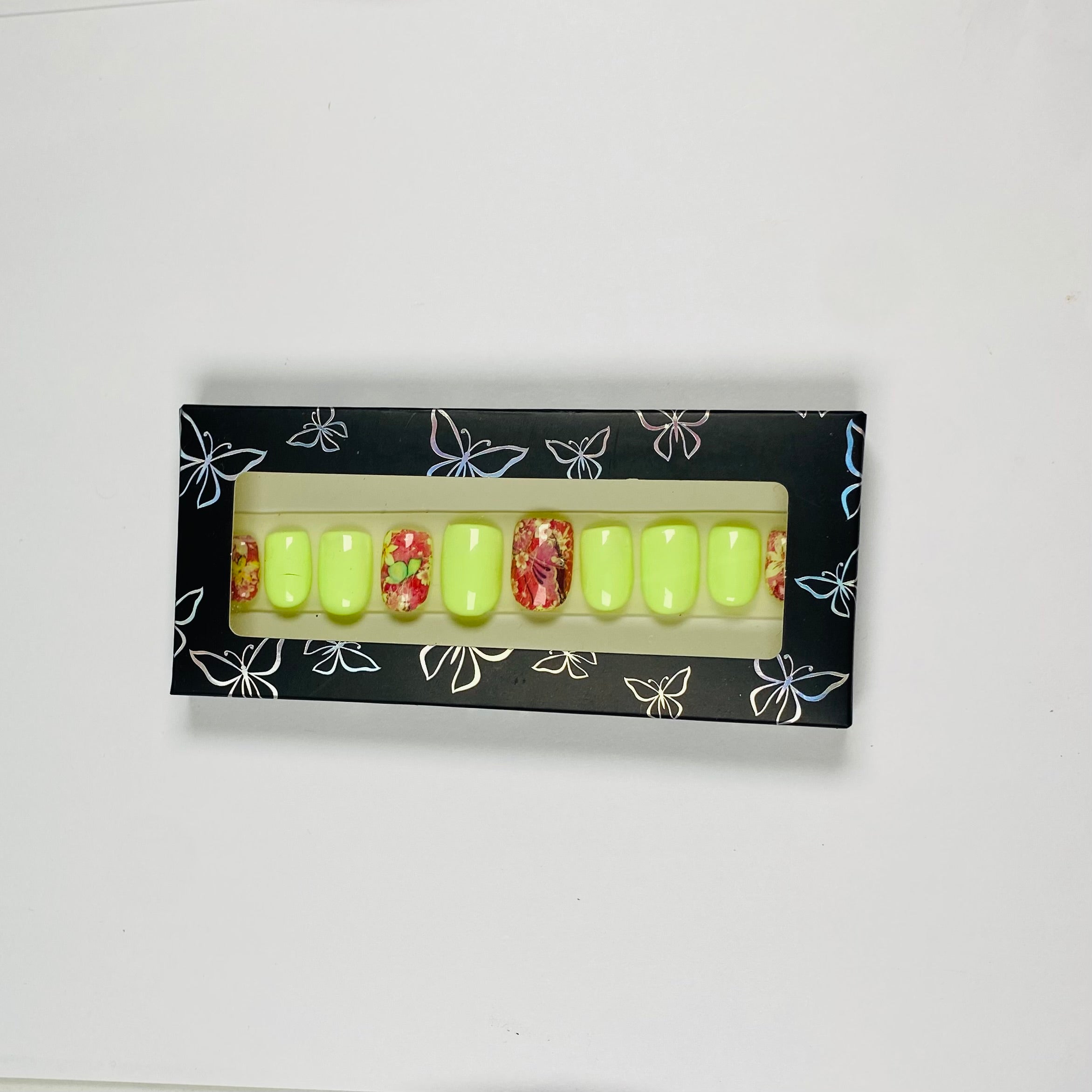 Light Forest Green Press-On Nails